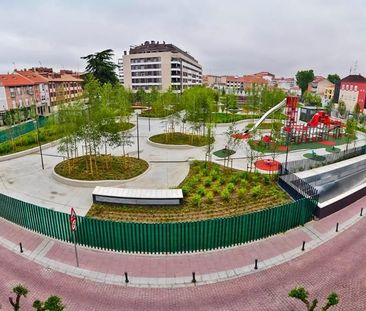 Piso de alquiler en Calle Hospital, Centro - Photo 4