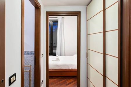 Via Melchiorre Gioia, Milan, Lombardy 20124 - Photo 4