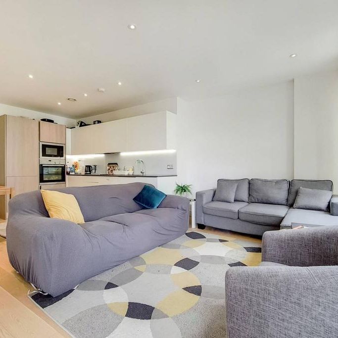 2 bedroom flat to rent - Photo 1