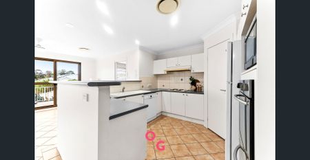 Spacious Family Home - Photo 2