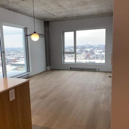 2 CH - 1 SDB - Montreal - $2,180 /mo - Photo 3