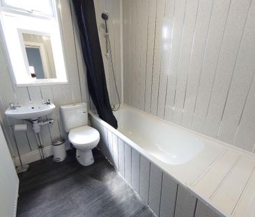 1 bedroom in a house share to rent - Photo 6