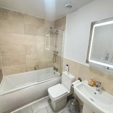 1 bedroom flat to rent - Photo 4