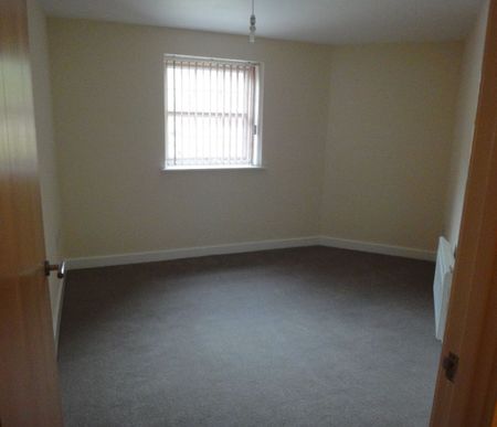 2 bed Flat 3 Holywell Gardens - Photo 5