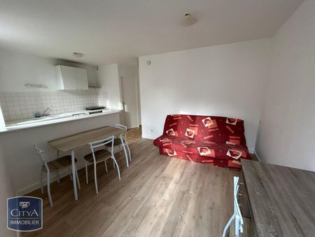 Location Appartement 1 pièce 24m² LAVAL 53000 - Photo 2