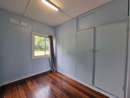 Four Bedroom Home with Peaceful Surroundings! - Photo 4