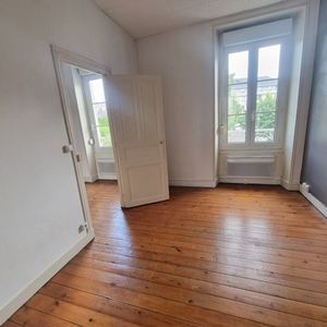 Location Appartement 1 pièce 36m² - Photo 2