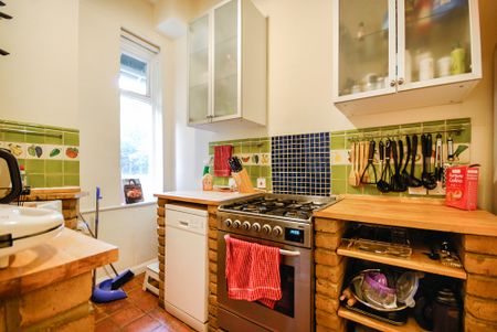 Kidbrooke Park Road, Blackheath, SE3, London - Photo 5