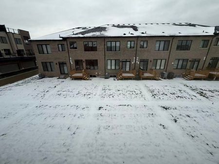 For Lease - 9 Harvey Bunker Crescent, Markham, Ontario - Photo 5