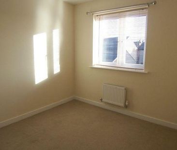 3 bedroom terraced house to rent - Photo 6