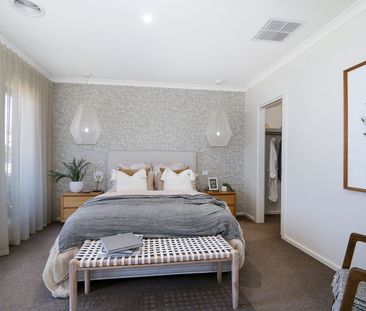 Elegant Thurgoona Home Offering Space, Light and Convenience - Photo 5