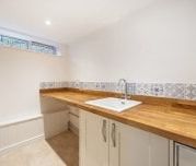 3 bedroom detached house to rent - Photo 2