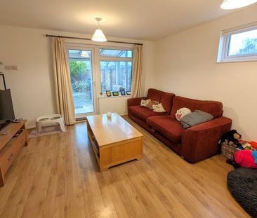 2 bedroom terraced house to rent - Photo 3