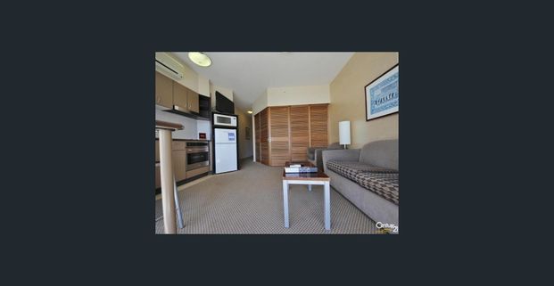 Savannah Studio 9th Floor $530 pw - Photo 1