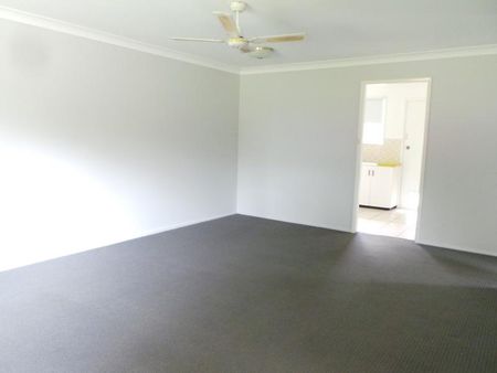 OXLEY VALE - Two Bedroom Unit, Quiet Area - Photo 2