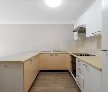 Low Maintenance Villa - Photo 3