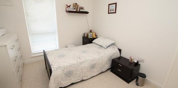 Brighton Road, Surbiton - 2 bedrooms Property for lettings - Seymours - Photo 2