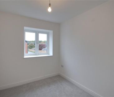 3 bedroom detached house to rent - Photo 4