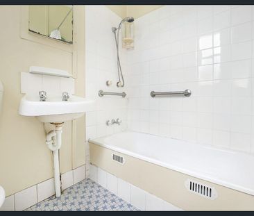 2-Bedroom Home with Spacious Backyard - Photo 3