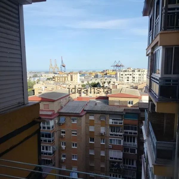 Alquiler de piso en Calle Ayala - Foto 1