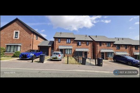 2 bedroom semi-detached house to rent - Photo 4