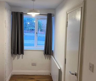 6 bedroom terraced house to rent - Photo 1