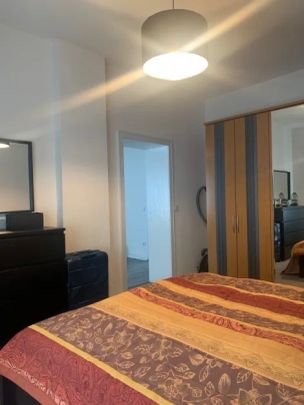 SANKT AUGUSTIN, schöne 2-Zimmer-Wohnung mit heller Küche, 58 m² Wfl., großer Balkon -voll möbliert- - Photo 1