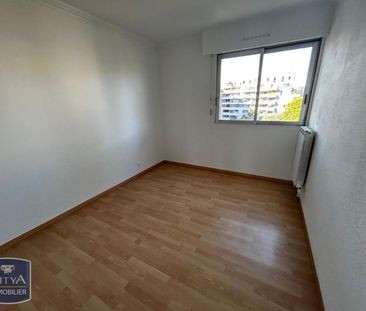 Location Appartement 4 pièces 78m² LE CANNET 06110 - Photo 3