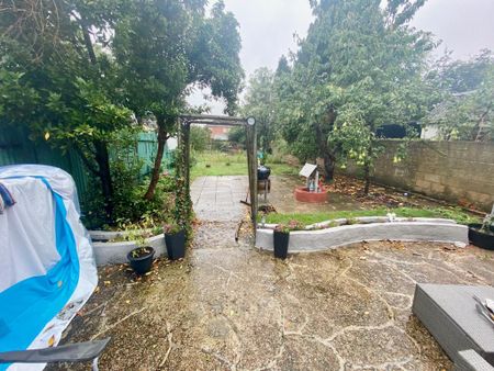 3 bedroom detached house to rent - Photo 5