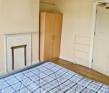 1 bedroom semi-detached house to rent - Photo 4