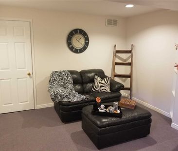 For Lease - 1310 Charter Crescent, Oshawa, Ontario - Photo 1