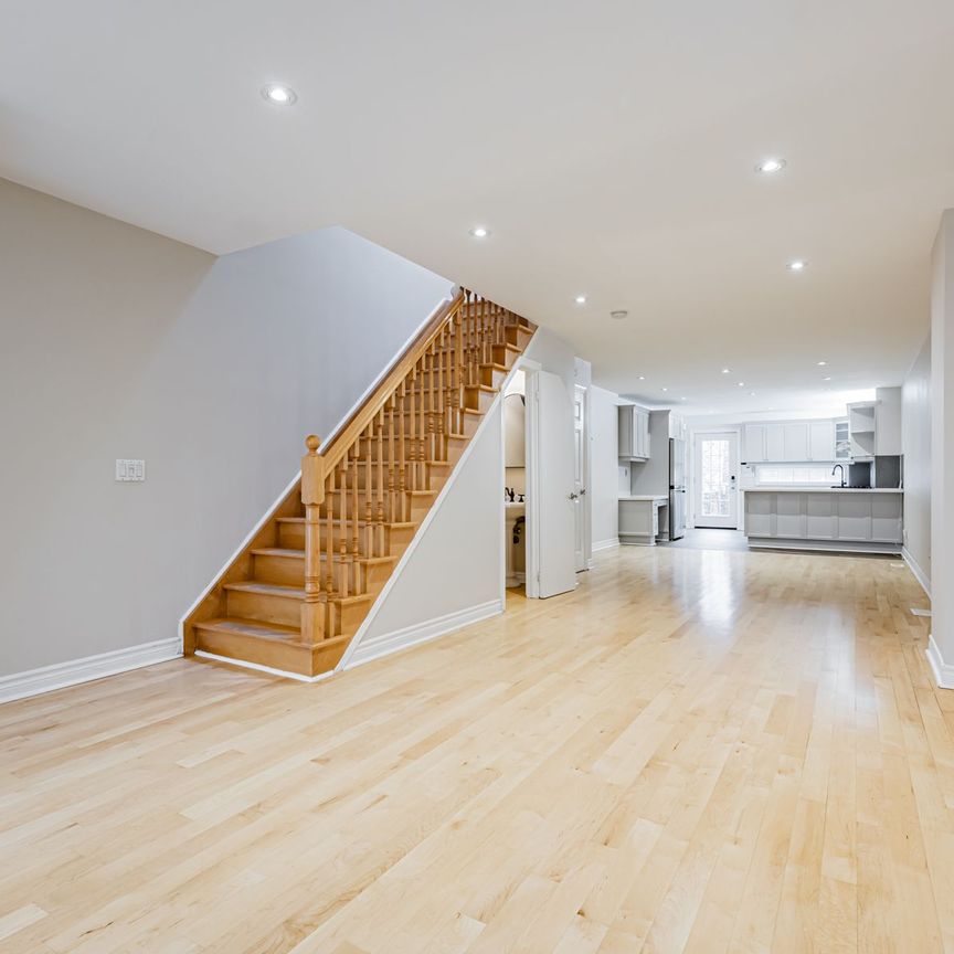 For Lease - 96 Stafford Street, Toronto, Ontario - Photo 1