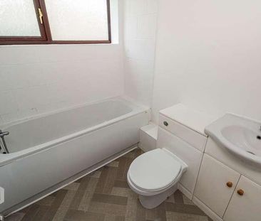 Glastonbury Road, Astley, Tyldesley, Manchester, M29 - Photo 2