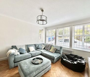 5 bedroom detached house to rent - Photo 2