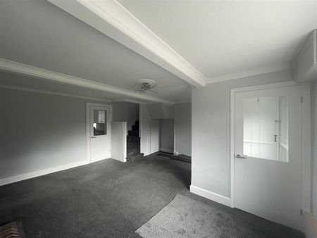 Alland Grange Lane, Manston, Ramsgate - Photo 3