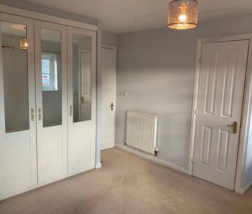 Aydon Gardens, Longbenton, NE12 - Photo 2