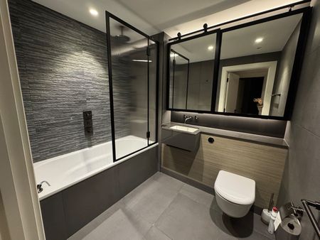 Room in a Shared Flat, Palmer Road, SW11 - Photo 4