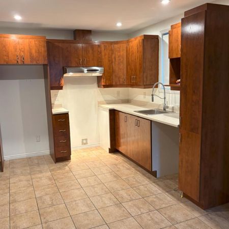 Logement 4 1/2 à louer à St-Eustache - Photo 4