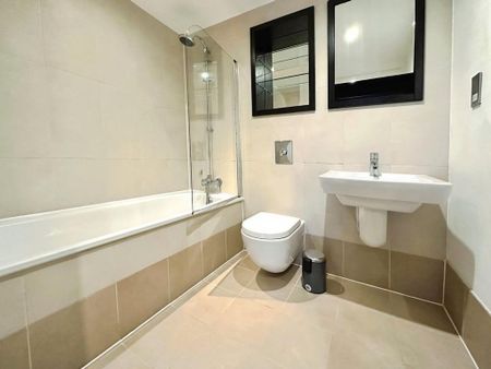 2 bedroom flat to rent - Photo 5