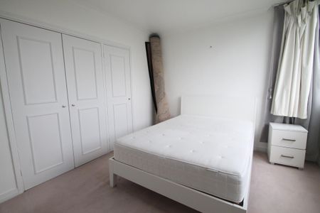 Quadrangle Tower, W2, London - Photo 4