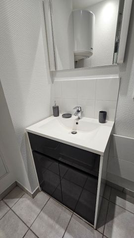 Location Appartement 1 pièce 17m² BESANCON 25000 - Photo 5