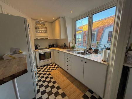 Charmerende 3 værelses med egen p. plads og elevator - Photo 5