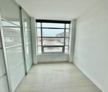 Showcase Lofts - Photo 4