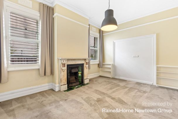 The Family Home - Photo 1