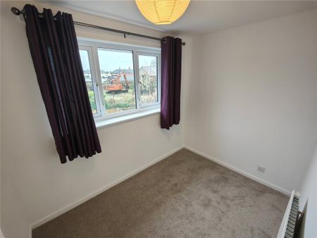 3 bedroom semi-detached house to rent - Photo 4