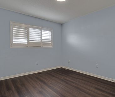 For Lease - 5090 Fairview Street Unit# 61, Burlington, Ontario - Photo 5