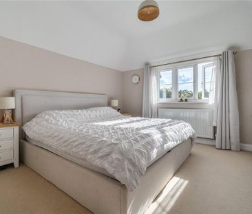 4 bedroom detached house to rent - Photo 6