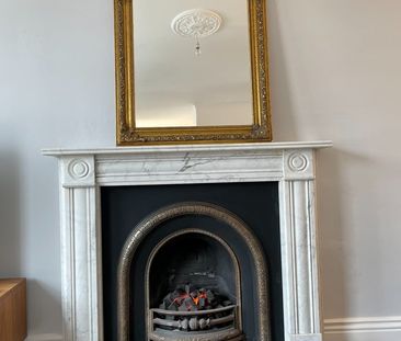 1 Bed Flat, Barton Road, W14 - Photo 3