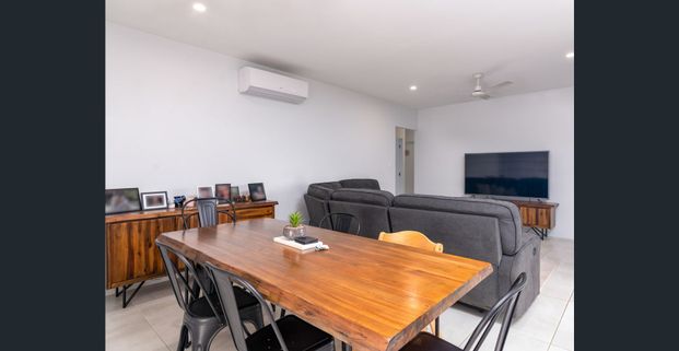 SPACIOUS 4-BEDROOM HOME WITH POOL - Photo 1