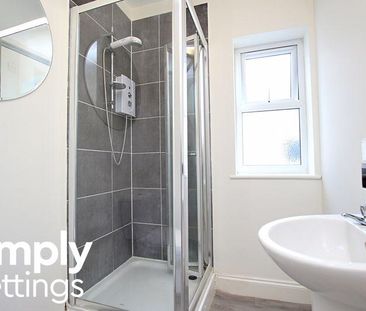 Studio to rent - Photo 6